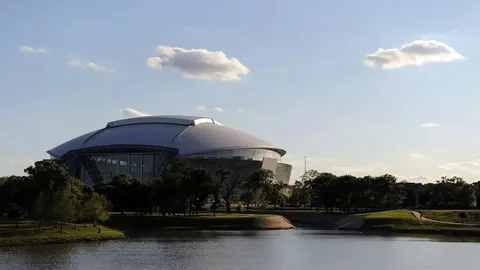 热刺英联杯一球小胜利物浦，贝里瓦尔建功夺先机